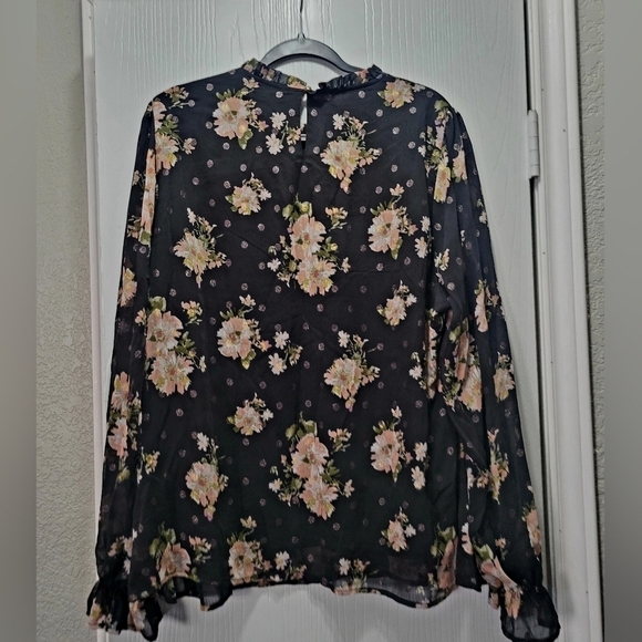 Andree By Unit Womens Floral Blouse Size 1X NWOT - Picture 2 of 7